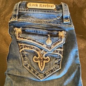 Rock Revival Kaitlyn Bootcut Size 26 jeans
